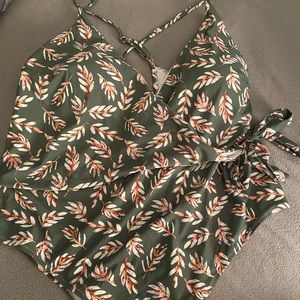 Cupshe one piece bathing suit